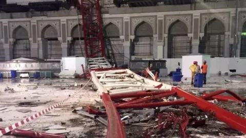 bbc-mecca-crane.webp
