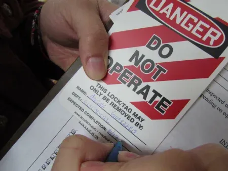 lockout-tagout.webp